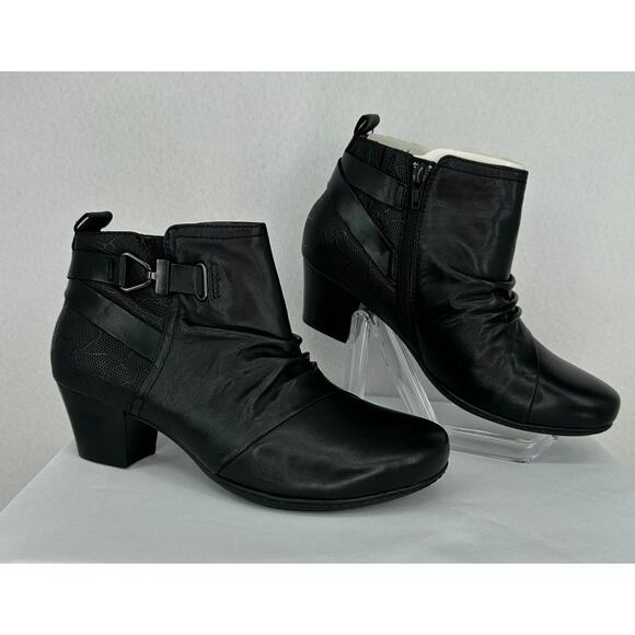 NWOT Earth Calgary Halifax Black Leather Side Zip Ankle Bootie 7.5W - Picture 3 of 7